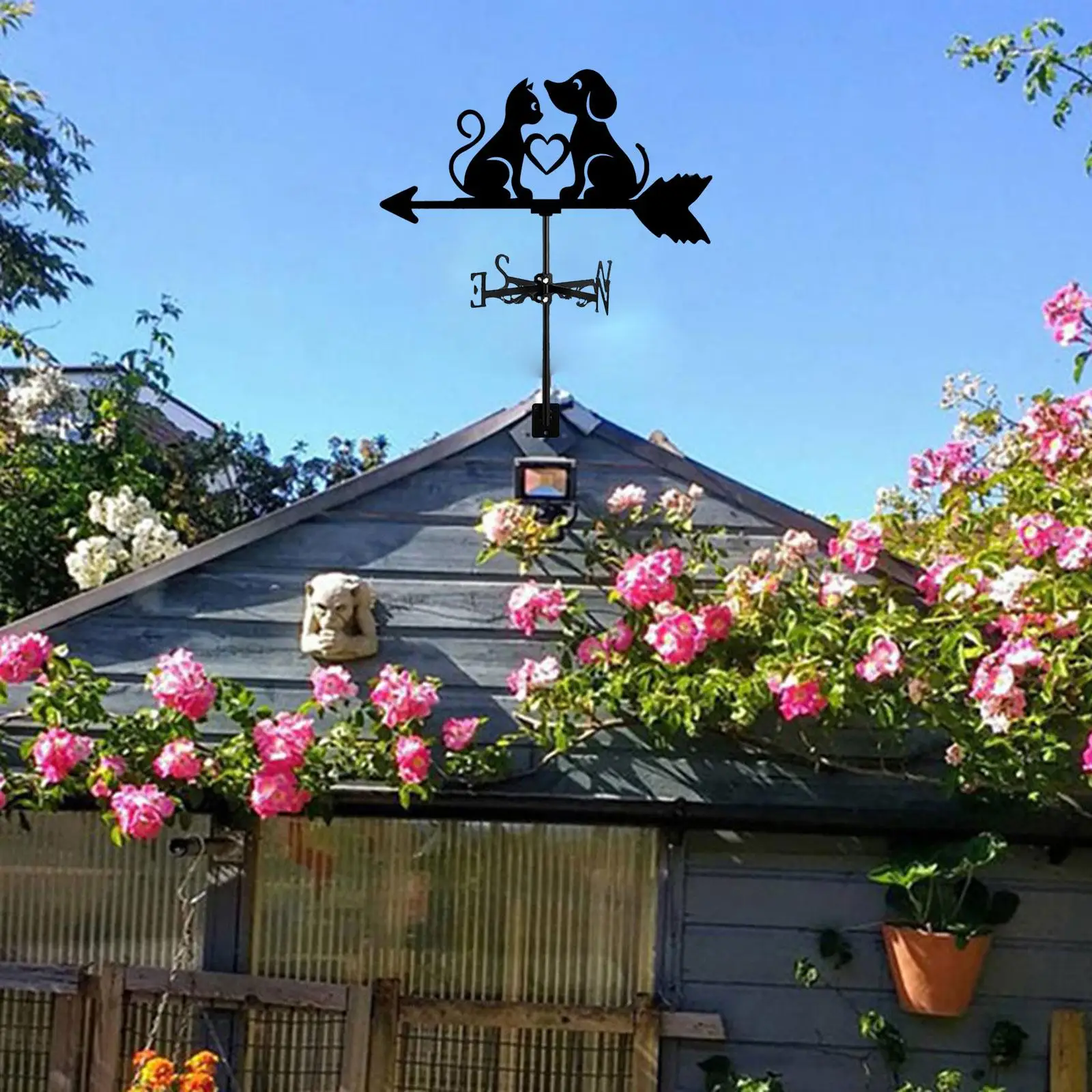 Dog Cat Silhouette Yard Roof Garden Weathervane Metal Wind Vane Wind Direction Indicator for Barn Gazebo Garage Farm Cupola